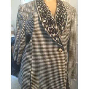 Womens Elegant Navy/White Top Blazer by Executive Collection